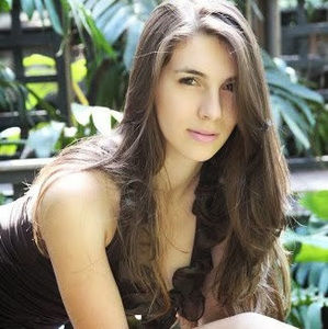 Meet your Posher, Carolina fernanda